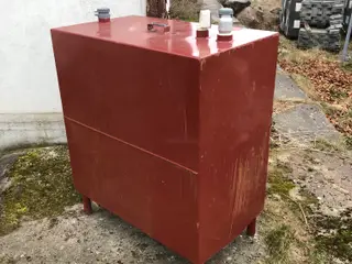 Olietank 600L
