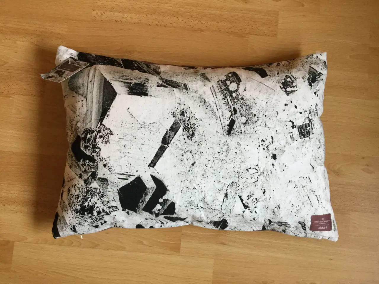 Billede 1 - *Ny* SØDAHL pude str. 60/40 cm.