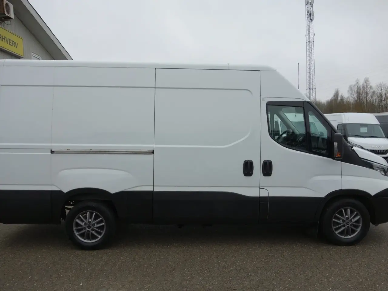 Billede 11 - Iveco Daily 3,0 35S18 12m³ Van AG8