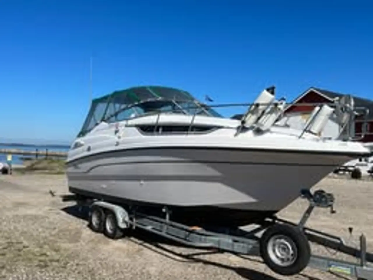 Billede 1 - 🚤 Chaparral 26 fod Daycruiser med trailer 