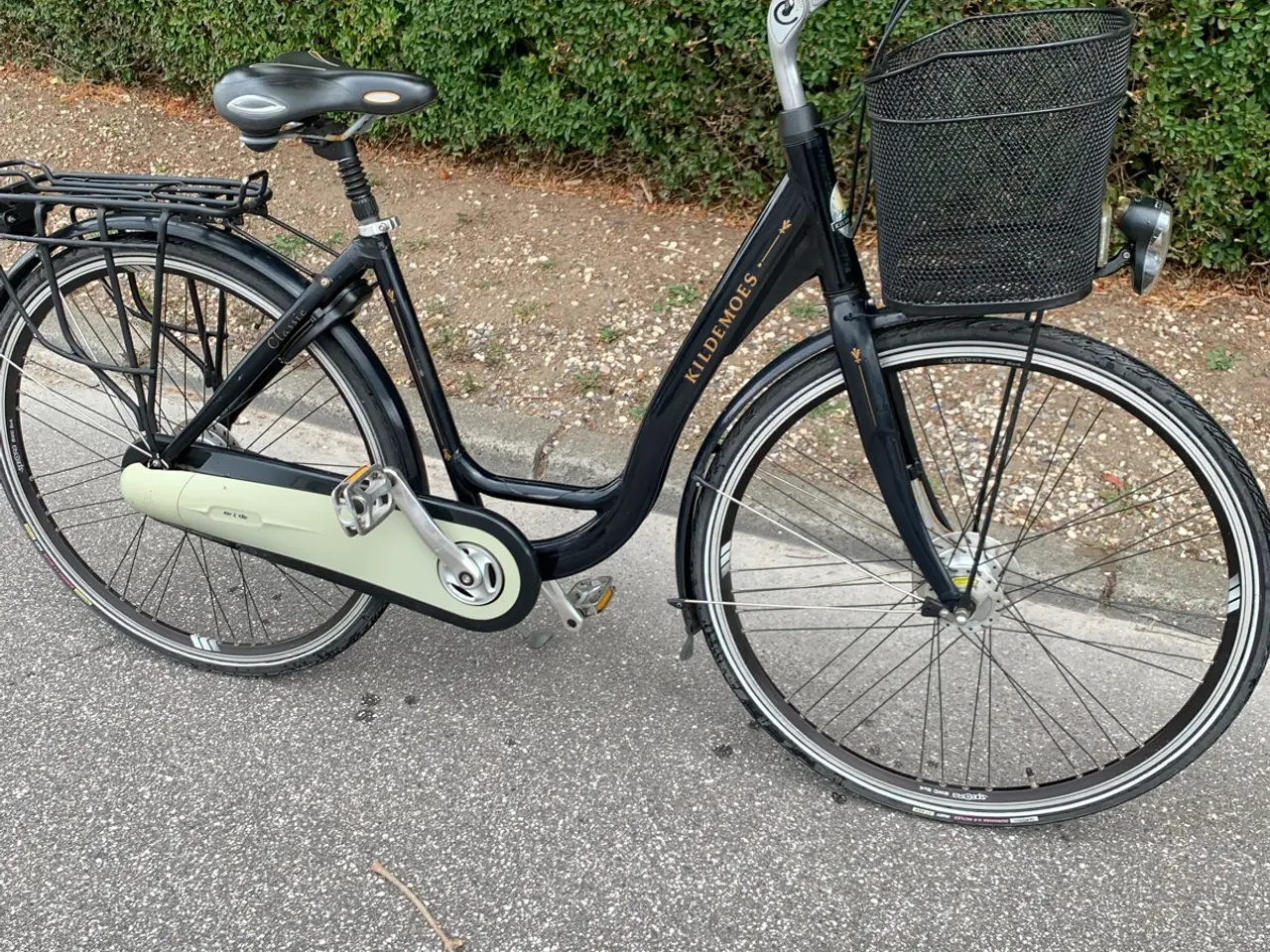 Billede 5 - Kildemoes damecykel med lys, lås og kurv