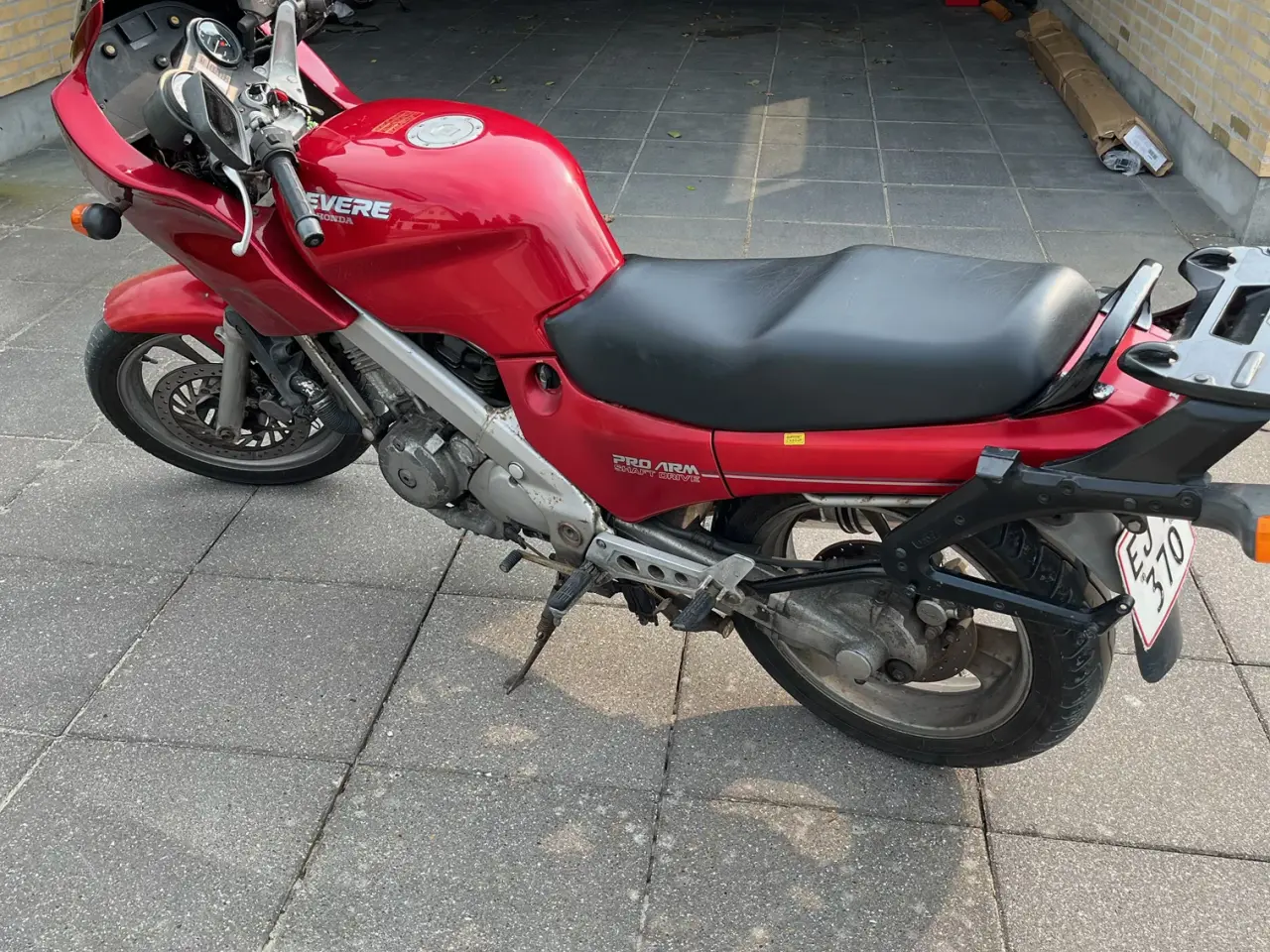 Billede 2 - Honda 650 NTV