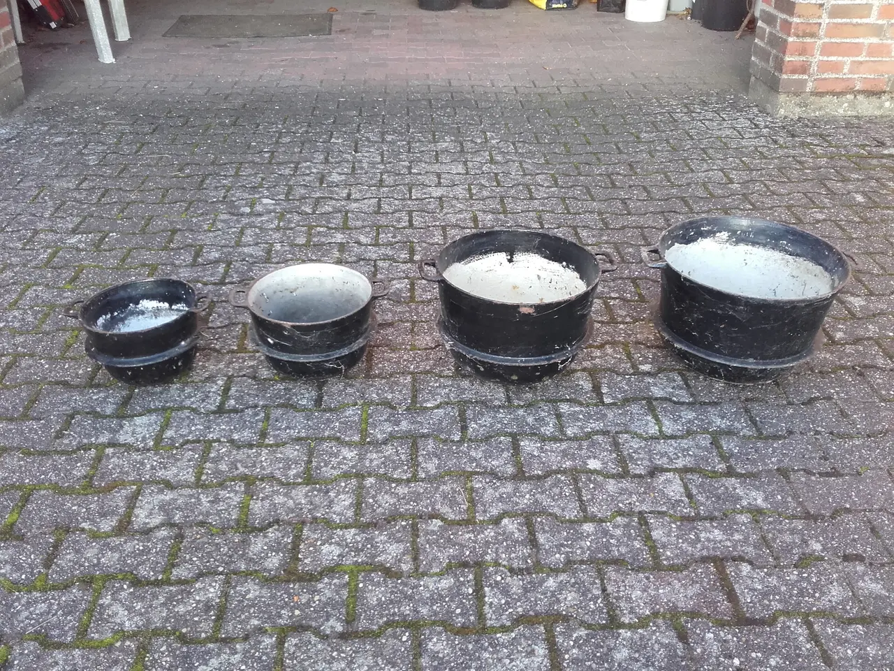 Billede 2 - Smukke, gamle støbejernsgryder / ringgryder - have