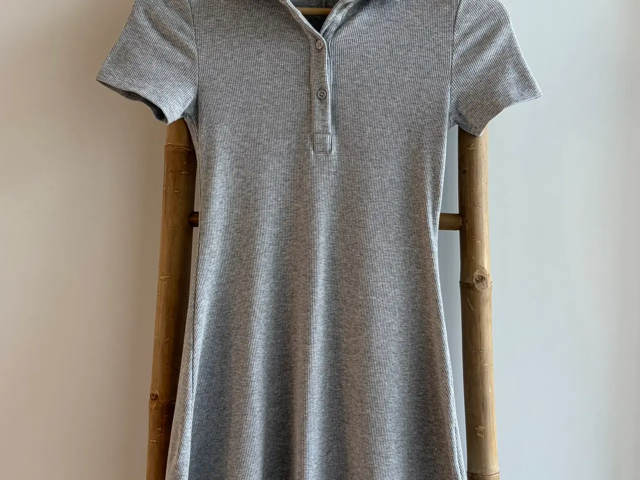 Billede 1 - H&M Divided kjole, str. XS