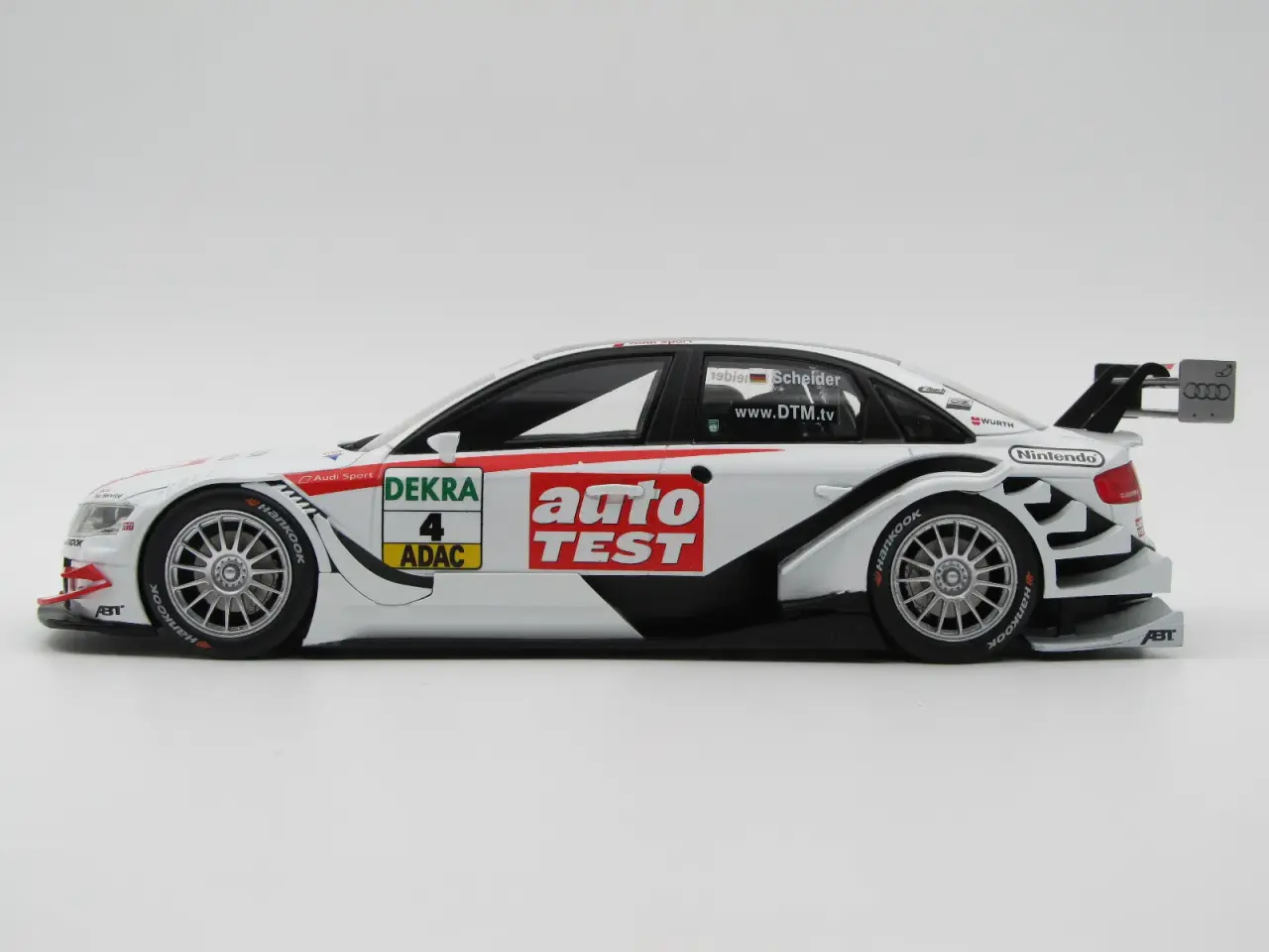 Billede 3 - 2011 Audi A4 DTM #4 Timo Scheider - 1:18