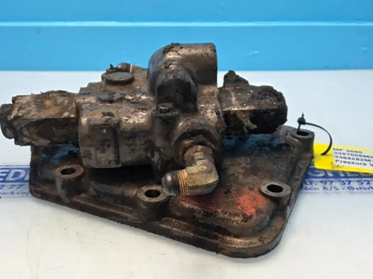 Billede 3 - Massey Ferguson 3085 Trykventil 3387006M2
