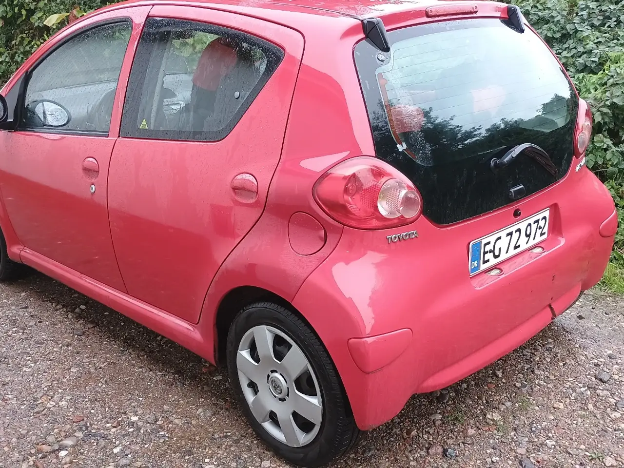 Billede 3 - Toyota Aygo med syn og nummerplader