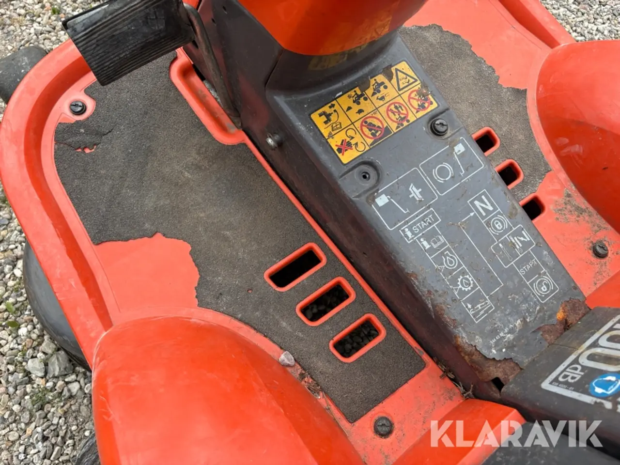 Billede 9 - Græsslåmaskine Husqvarna R11C