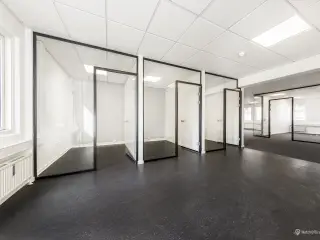 Kontorlejemål på 526 m²
