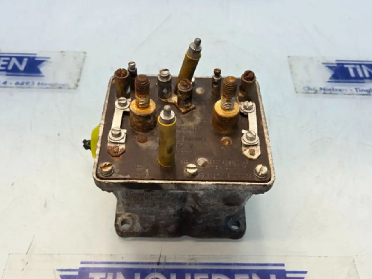 Billede 3 - New Holland FX40 Relæ 389120