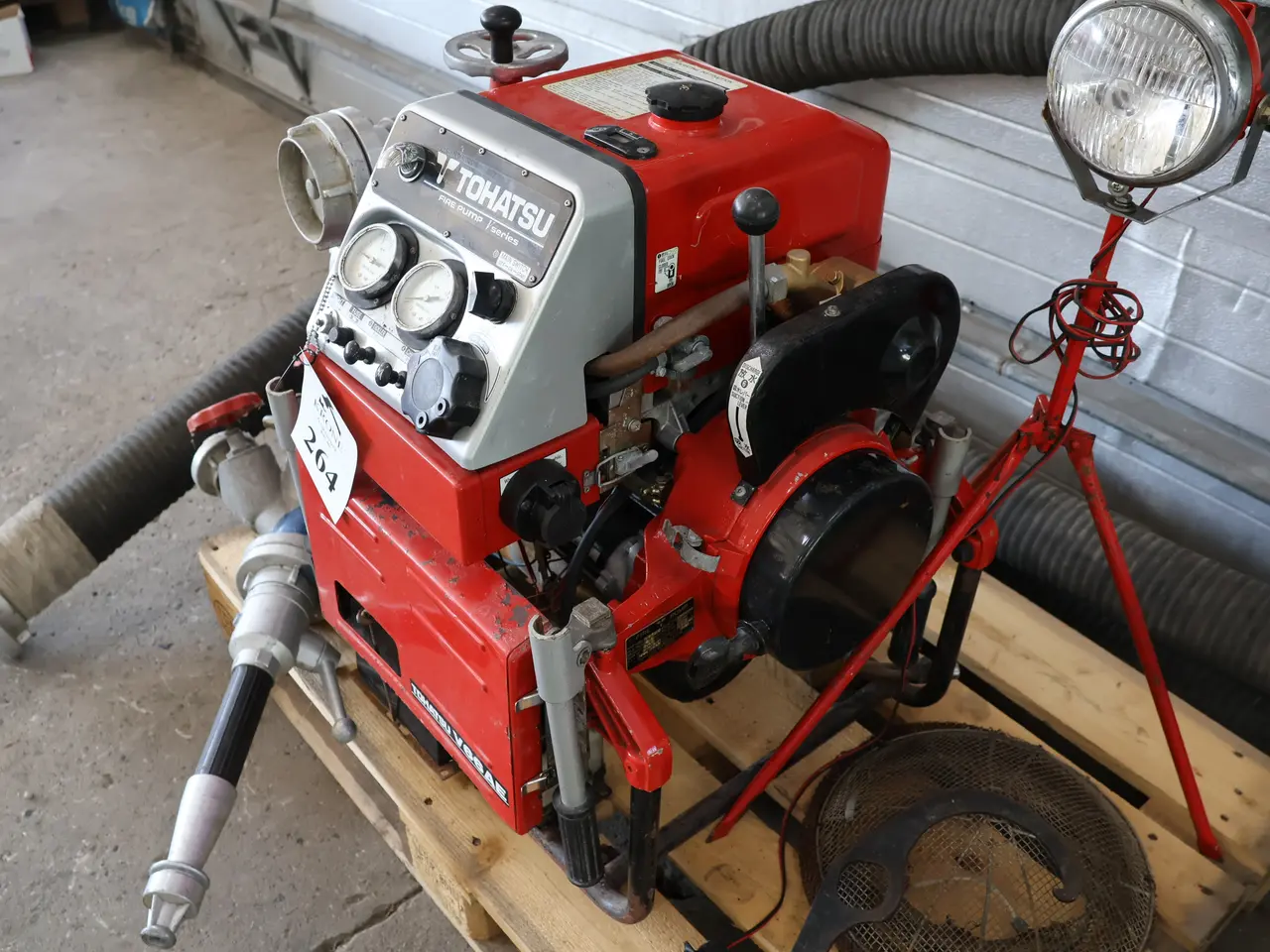 Billede 3 - Tomatsu V66 AE Brandpumpe m/el-start