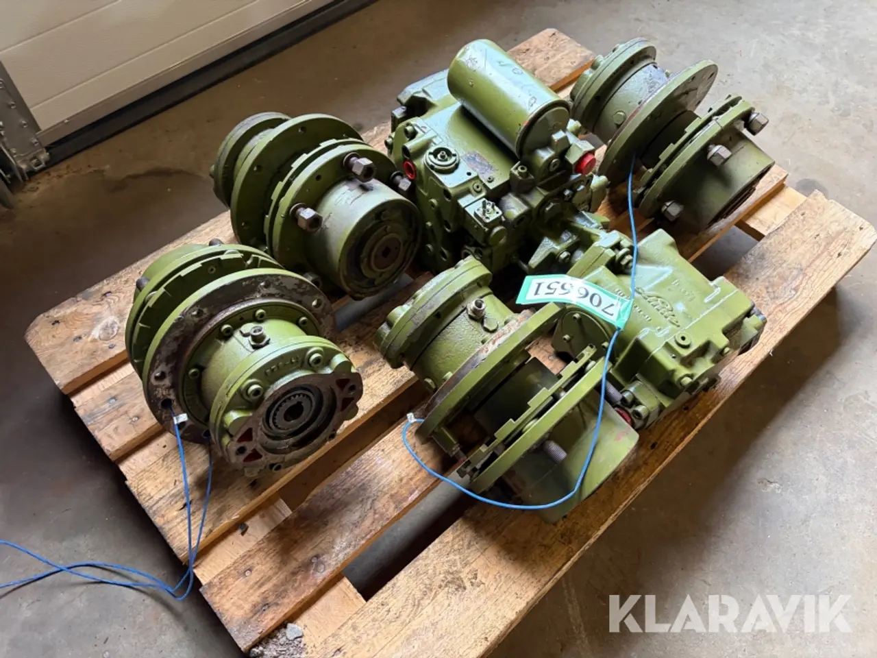 Billede 2 - Lot - gear til hjulmotorer, konverter og hydraulikpumpe - 1 palle