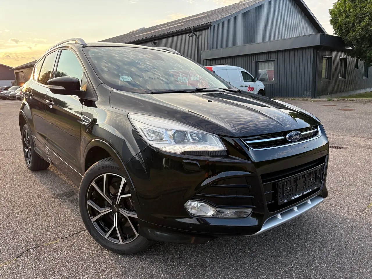 Billede 1 - Ford Kuga 2,0 TDCi 180 Titanium aut. AWD Van