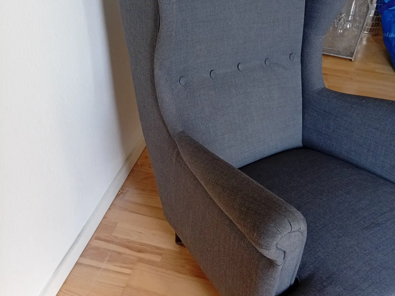 Billede 4 - Ikea, Strandmon øreklapstol med fodskammel