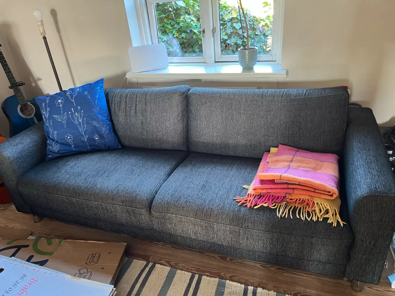Billede 1 - Mørkegrå sofa
