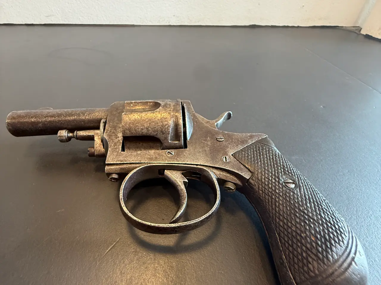 Billede 7 - Belgisk Bulldog revolver ca. 1880 – defekt – kræve