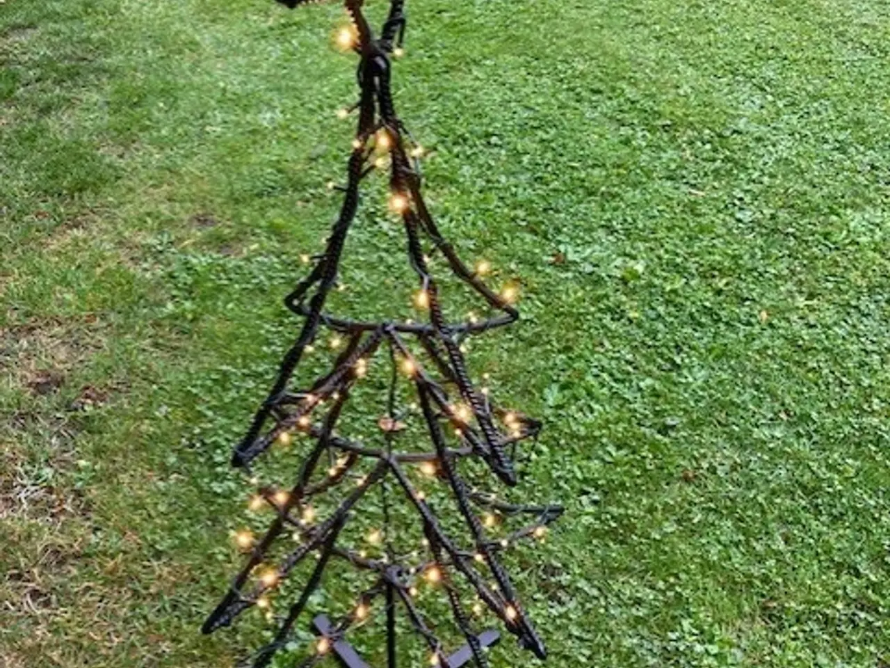 Billede 1 - Juletræ med 120 led lys