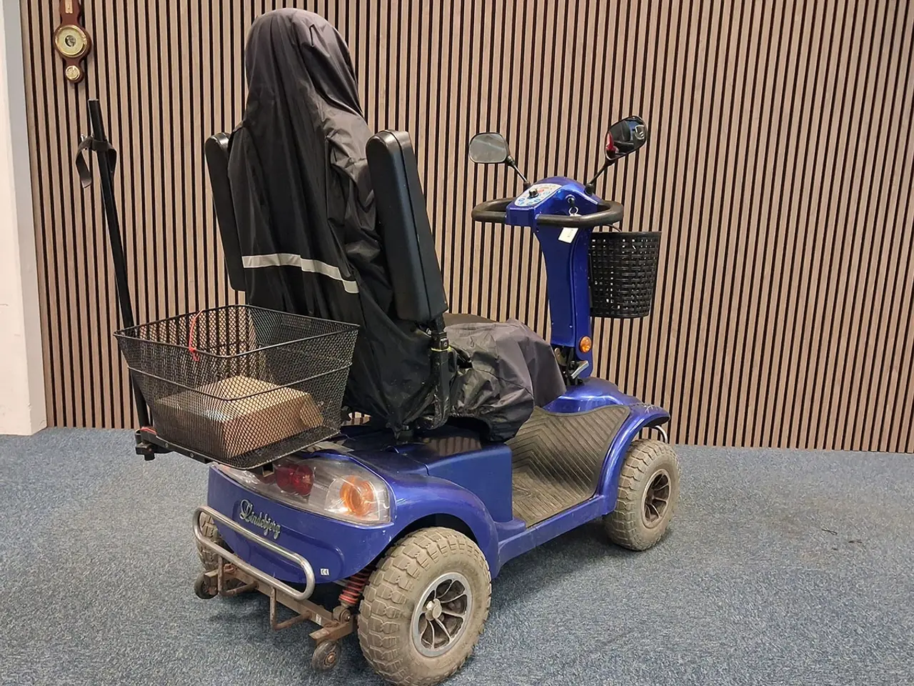 Billede 2 - LM-600 blå