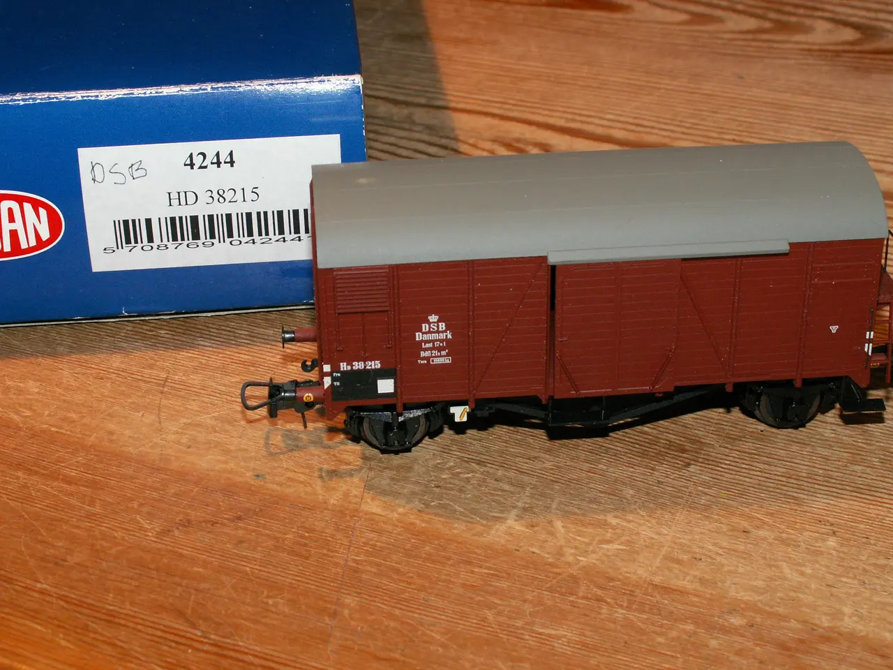 Billede 2 - Heljan 4244 - DSB / HD 38215