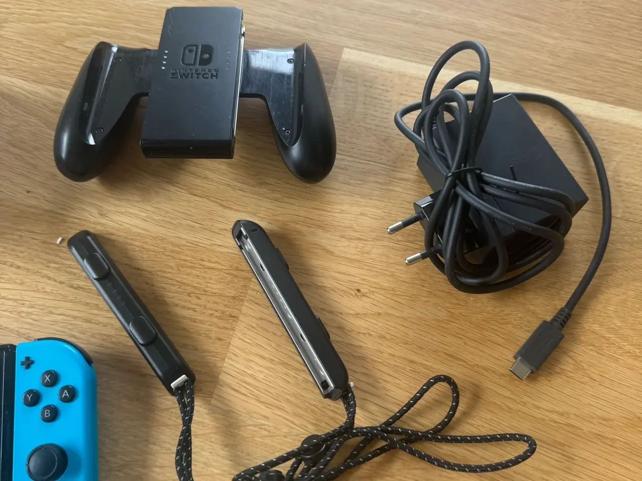 Billede 3 - Nintendo Switch OLED – Meget pæn + Dock & Joy-Con