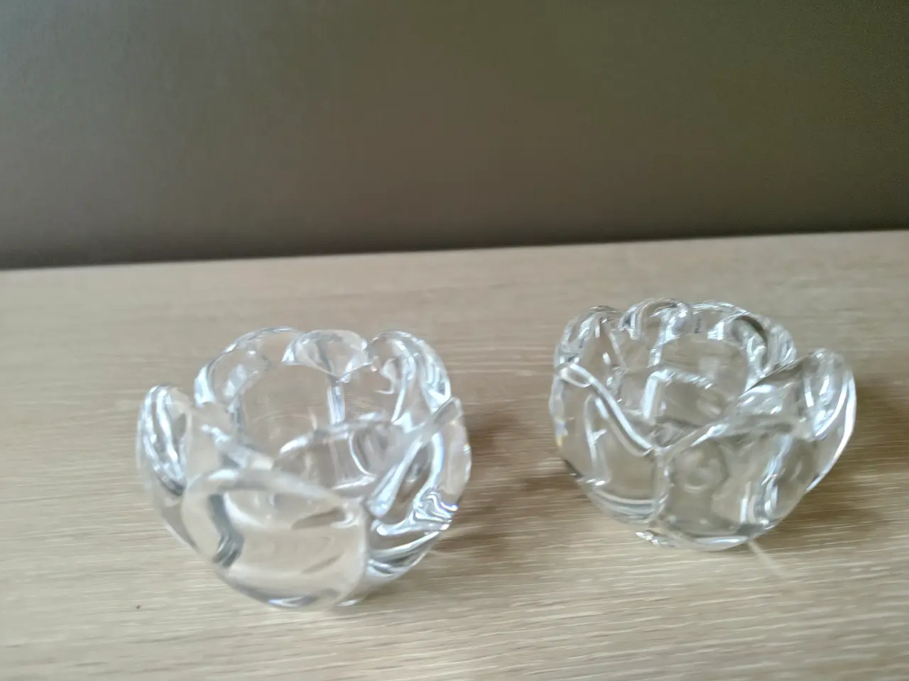 Billede 2 - Flotte Lotus lysestager