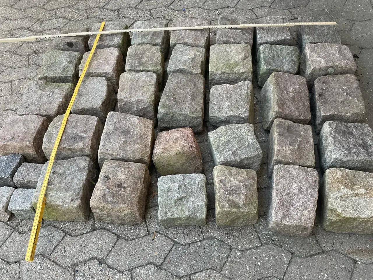 Billede 3 - Granit sten til trappe/belægning