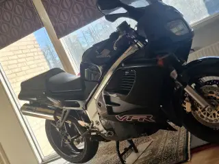 HONDA VFR 750 RC36-2