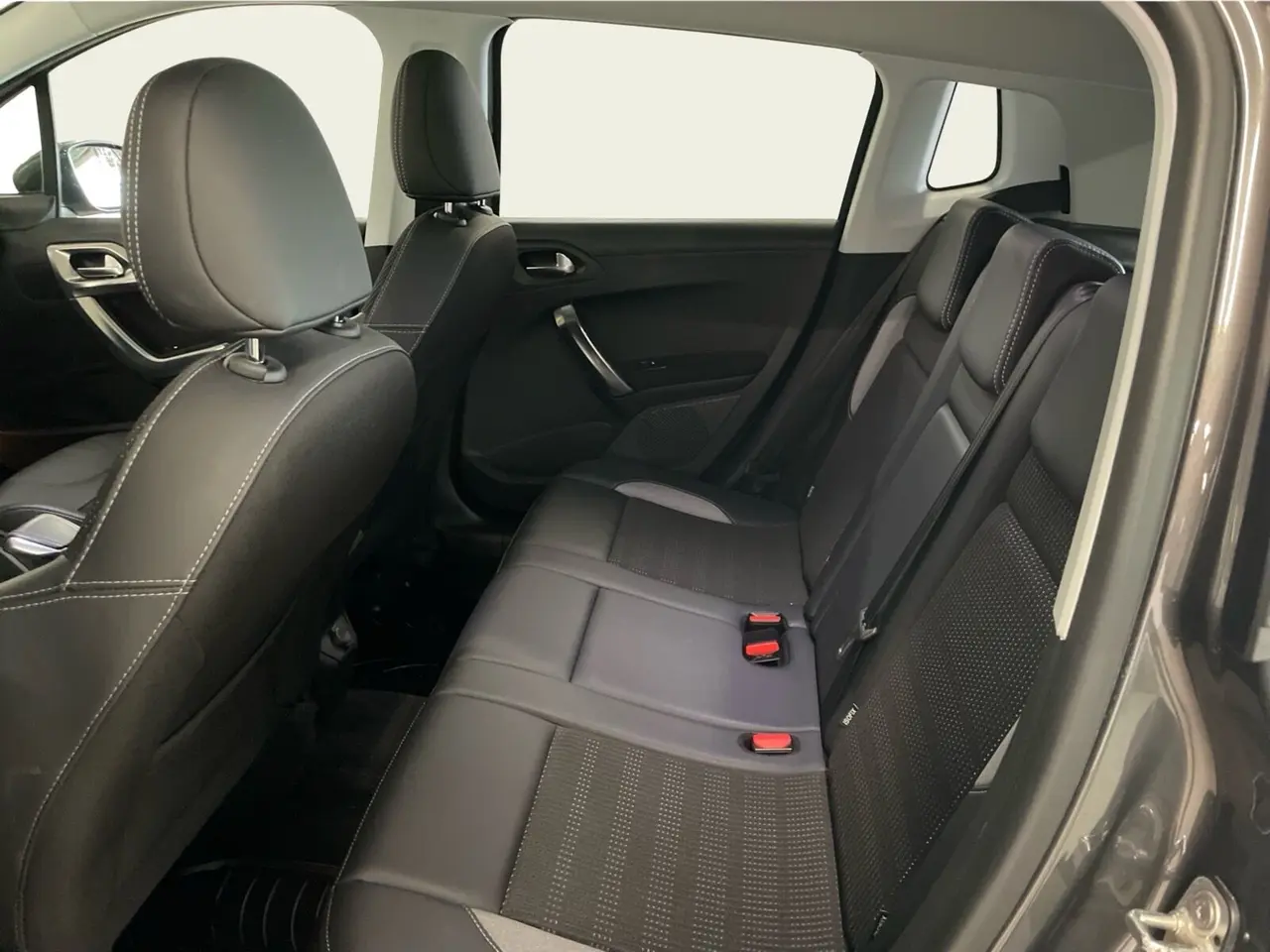 Billede 12 - Peugeot 2008 1,2 e-THP 110 Selection Sky