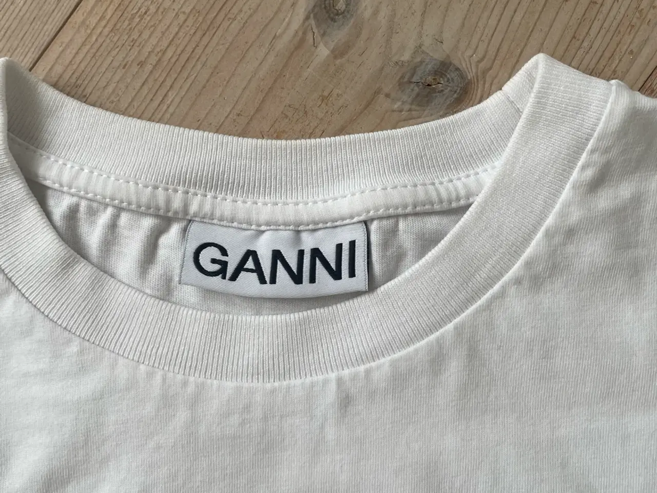 Billede 2 - Ganni t-shirt 