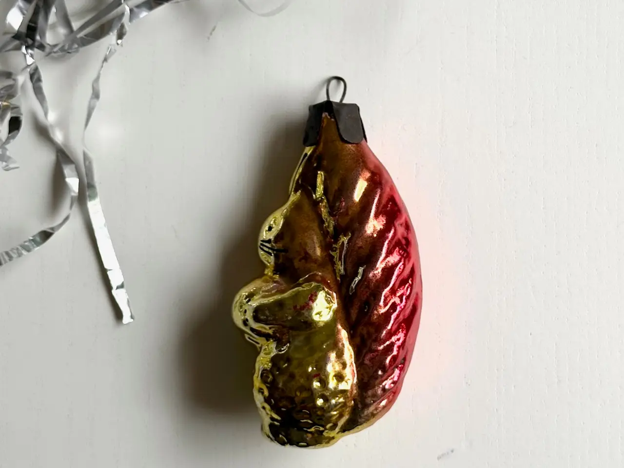 Billede 4 - Vintage juleornament, gult/rødt egern