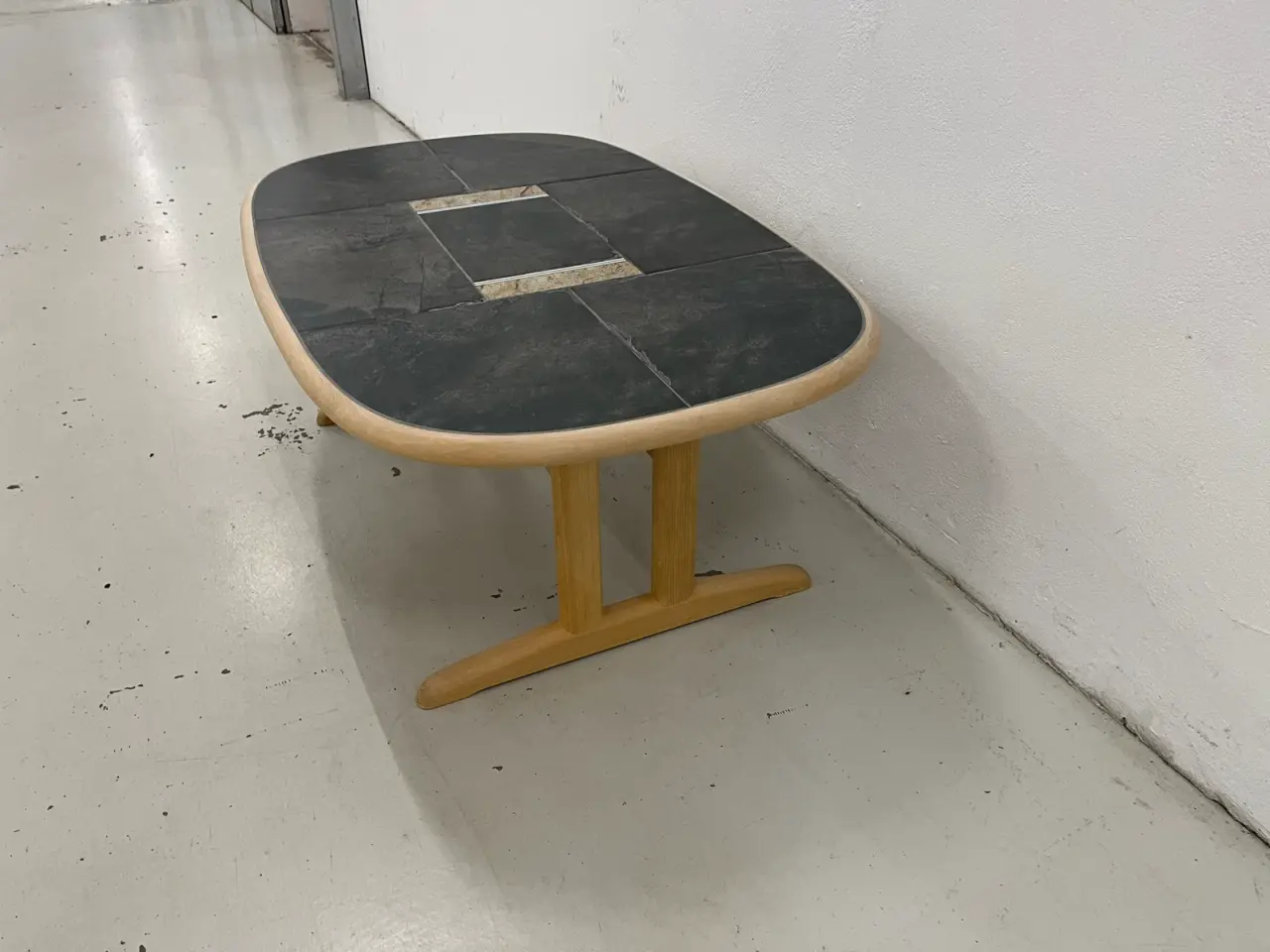 Billede 6 - Eksklusivt Gangsø Sofabord med keramisk bordplade.