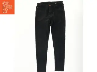 Sorte jeans fra H&M (str. 146)