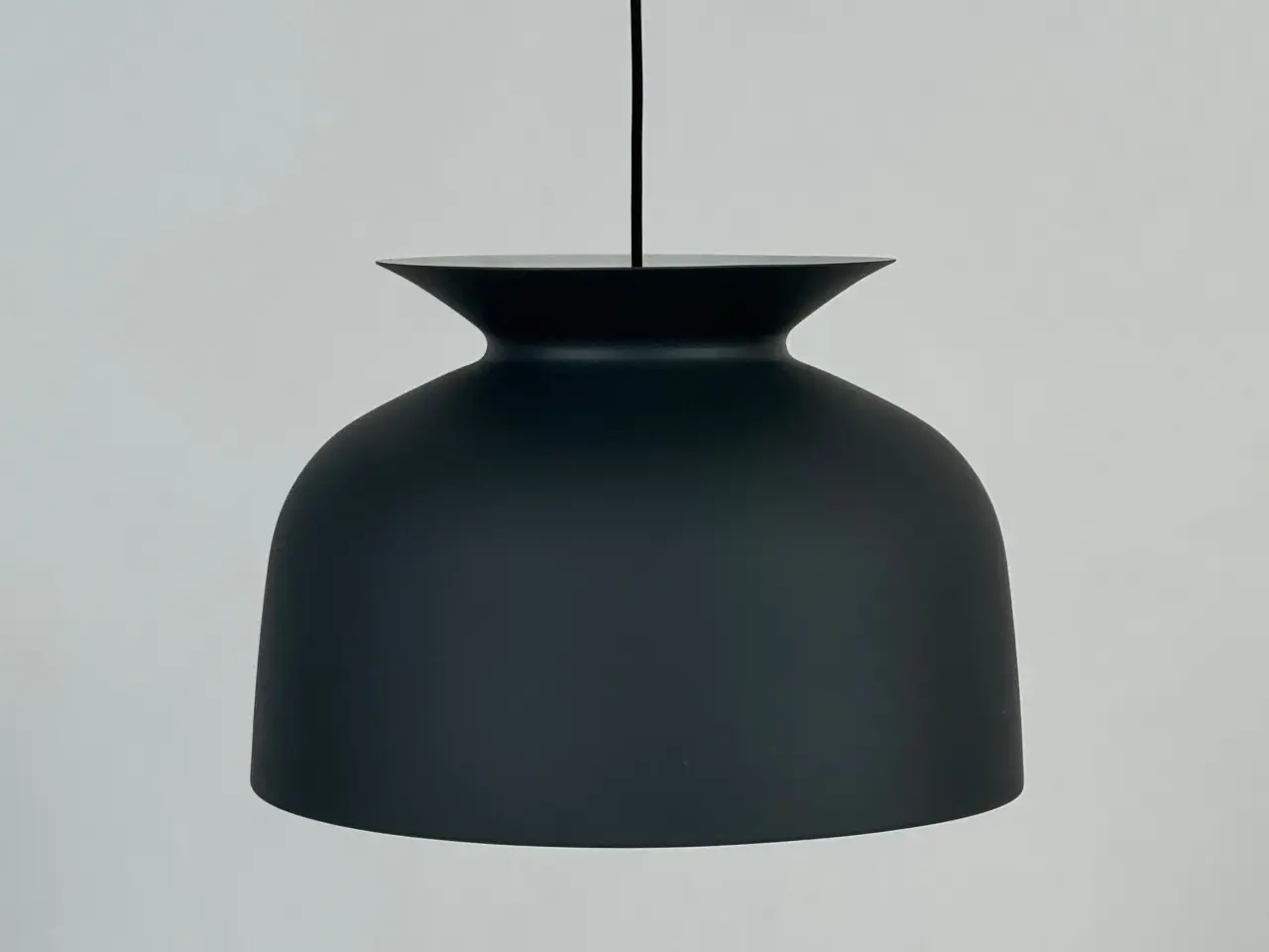 Billede 1 - GUBI Ronde Lampe – Mørkegrå Ø40 cm