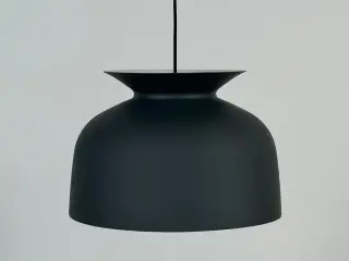 GUBI Ronde Lampe – Mørkegrå Ø40 cm