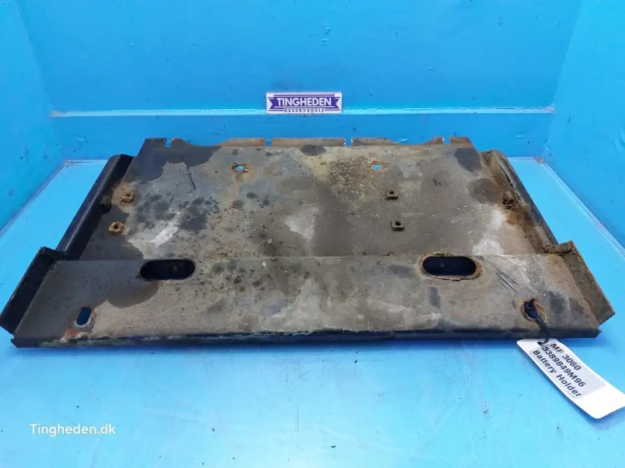Billede 2 - Massey Ferguson 3060 Batteryholder 3389849M96