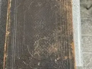 gammel bibel sælges