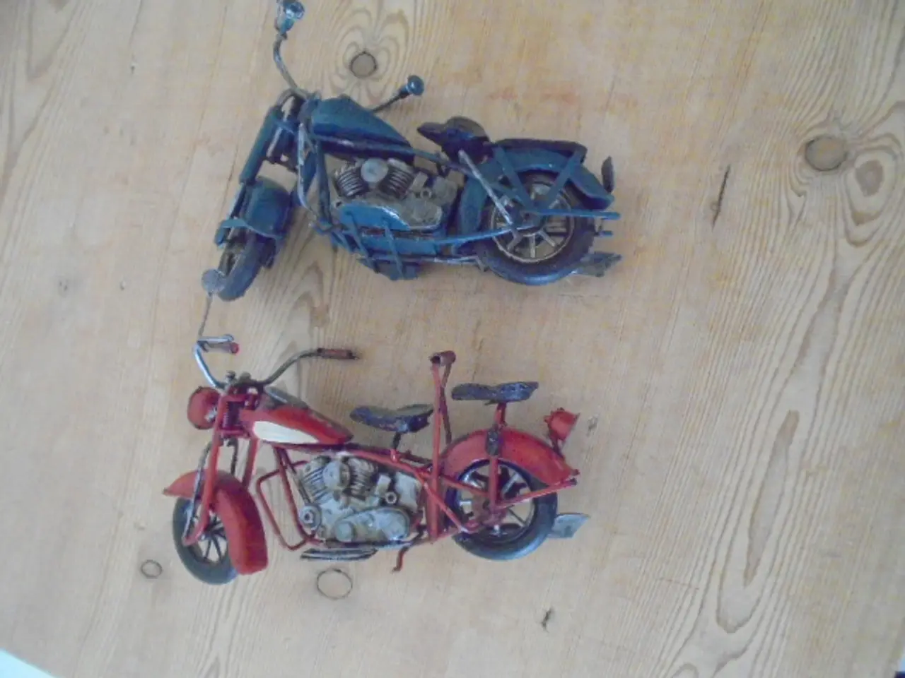 Billede 2 - 2 vintage modelmotorcykler – se fotos