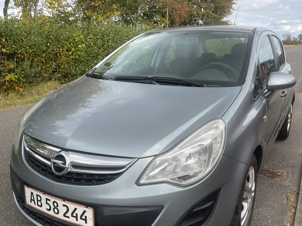 Billede 1 - Opel Corsa 1.0 5-dørs Årg 2012 Km 143000