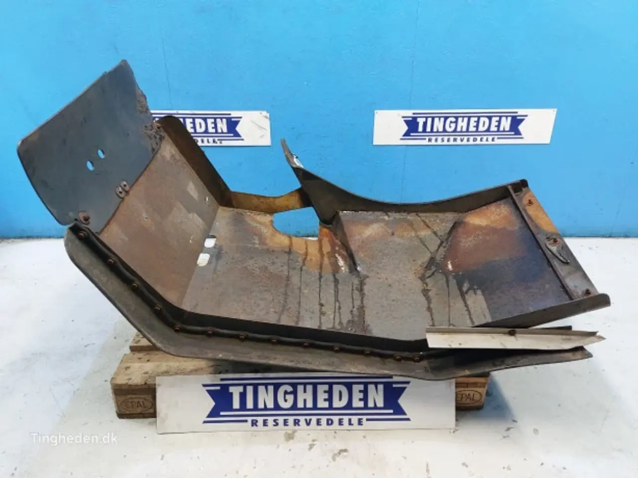Billede 1 - Case 821E Hjulskærm R.  87569007