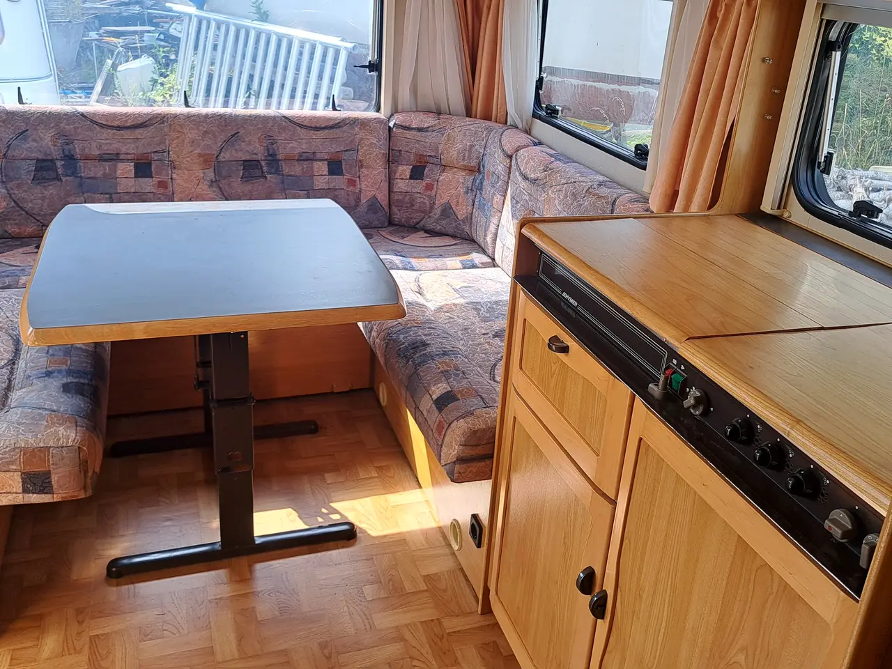 Billede 14 - Hymer Moving nysynet