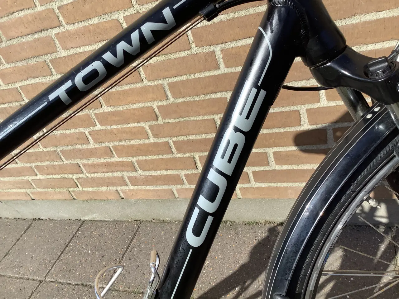 Billede 3 - CUBE TOWN 24 gear med suspension 