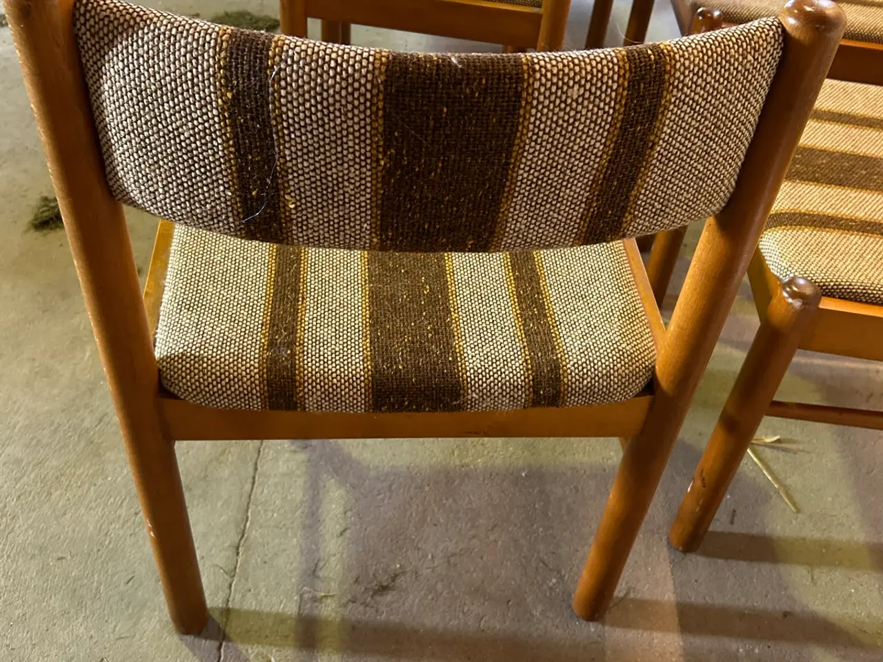Billede 4 - 6 originale Farstrup spisebordsstole – Flot retro