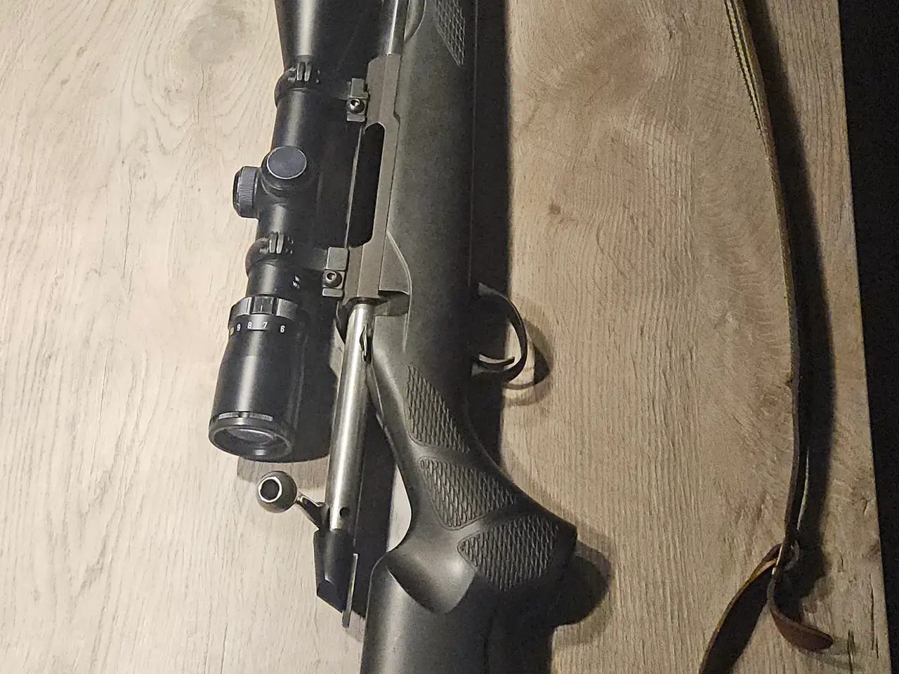 Billede 1 - Tikke T3 med sigtekikkert