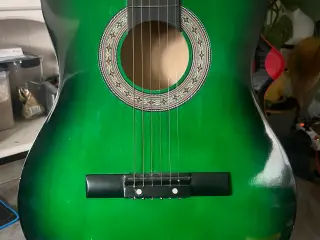 Akustik Guitar