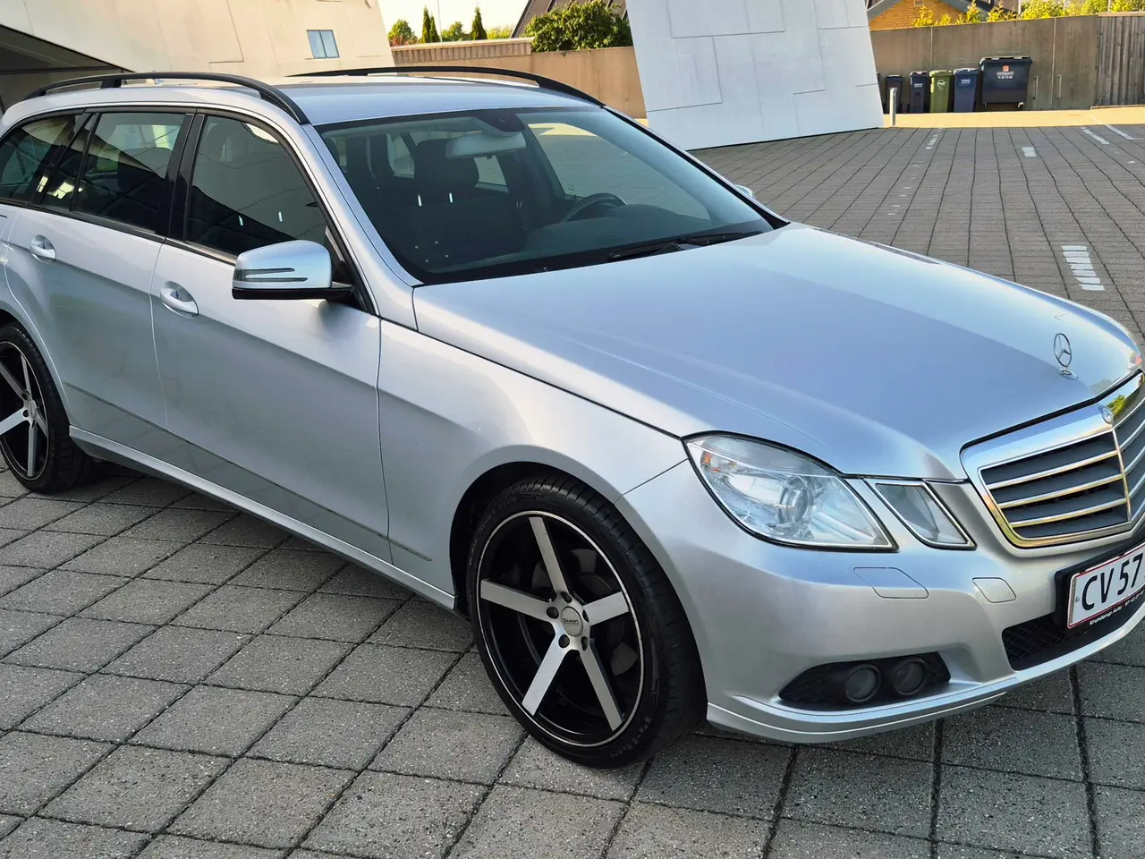 Billede 3 - Mercedes E 220 CDI pæn velholdt fuld service parti
