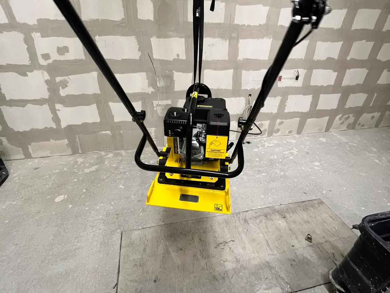 Billede 3 - Pladevibrator udlejes 87kg