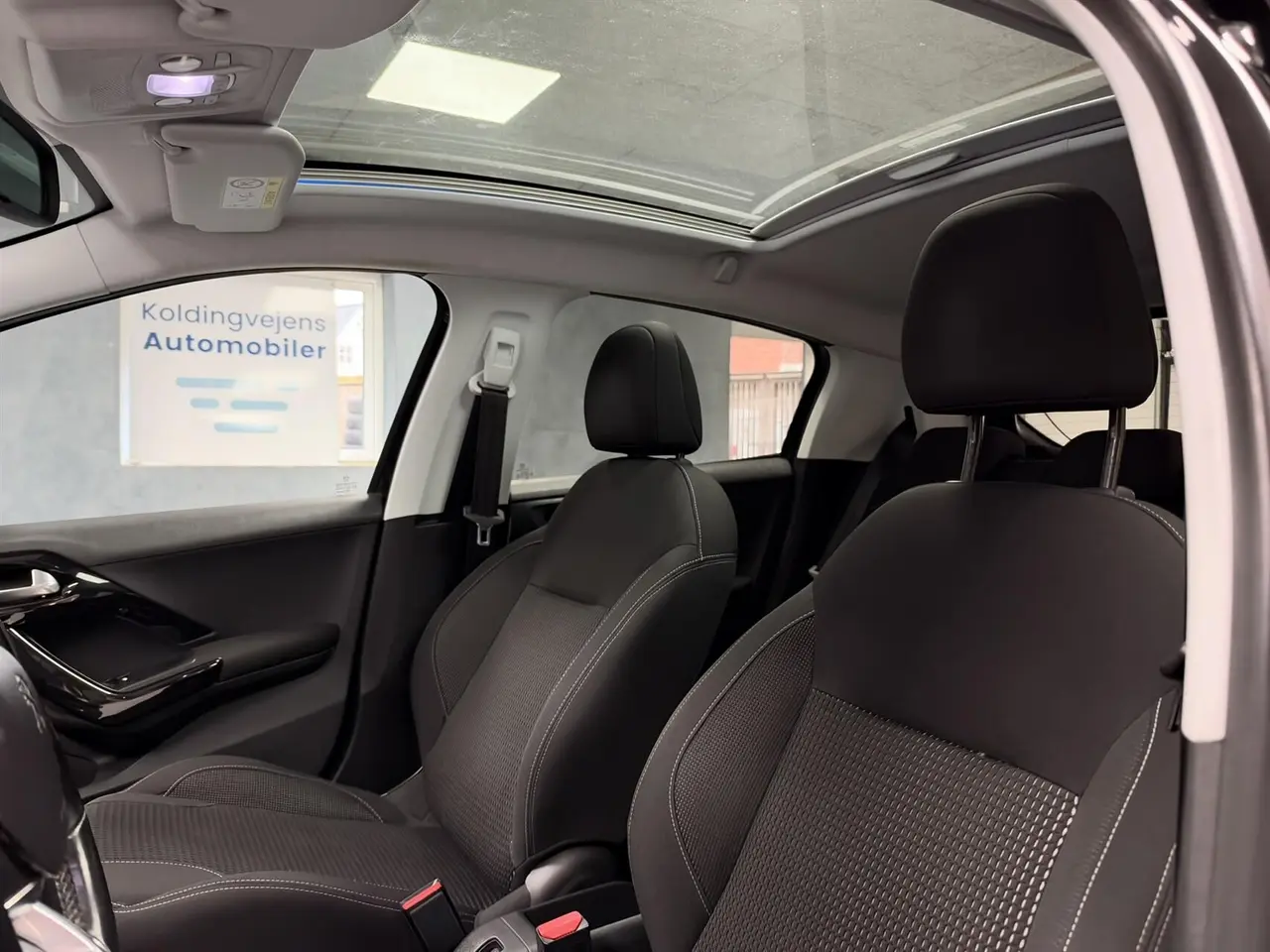 Billede 9 - Peugeot 208 1,6 BlueHDi Desire Sky 100HK 5d