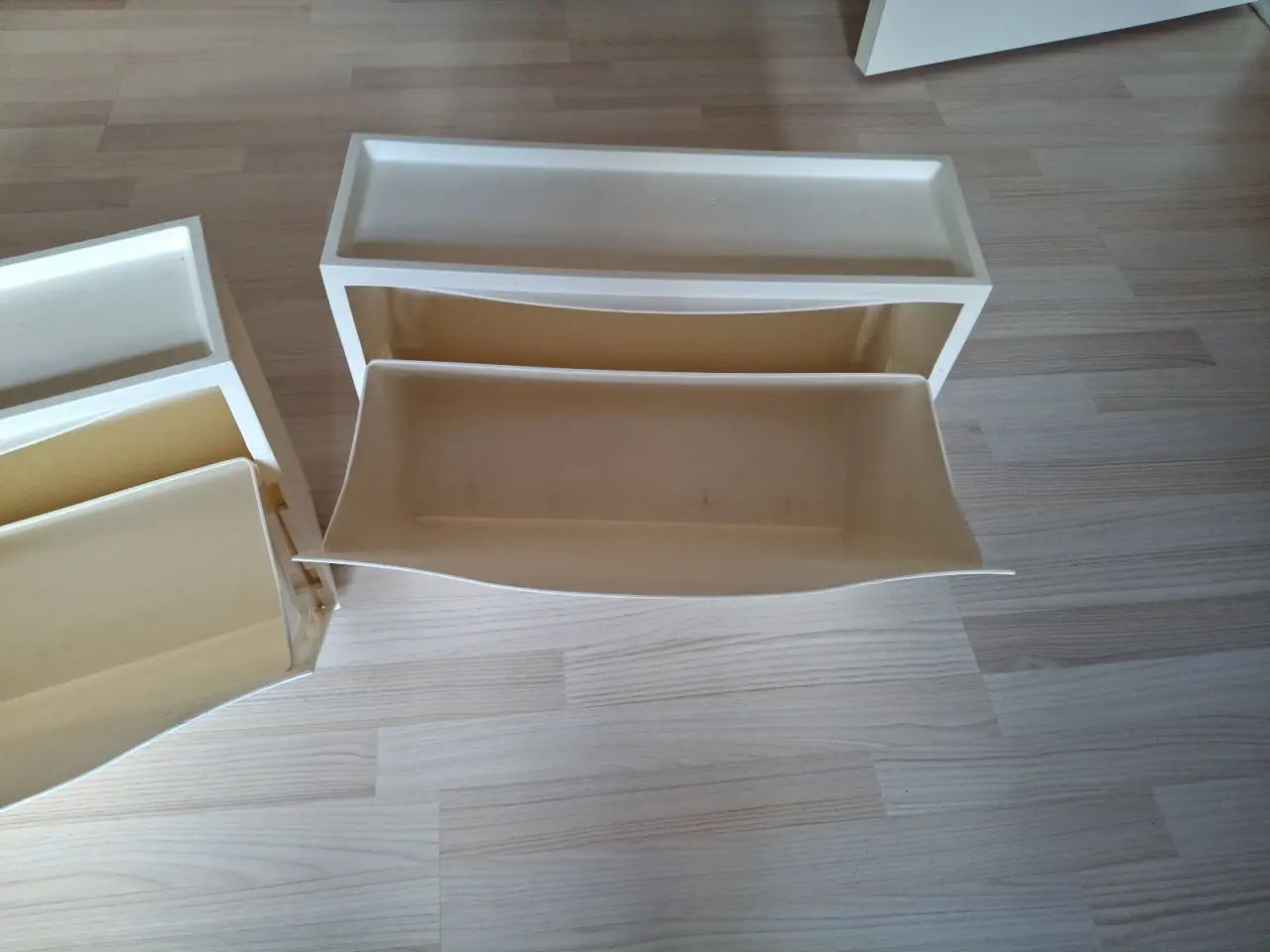 Billede 3 - Ikea trones skoskab