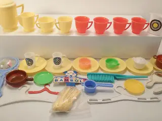 Stor mængde vintage dukke plastik stel mm.