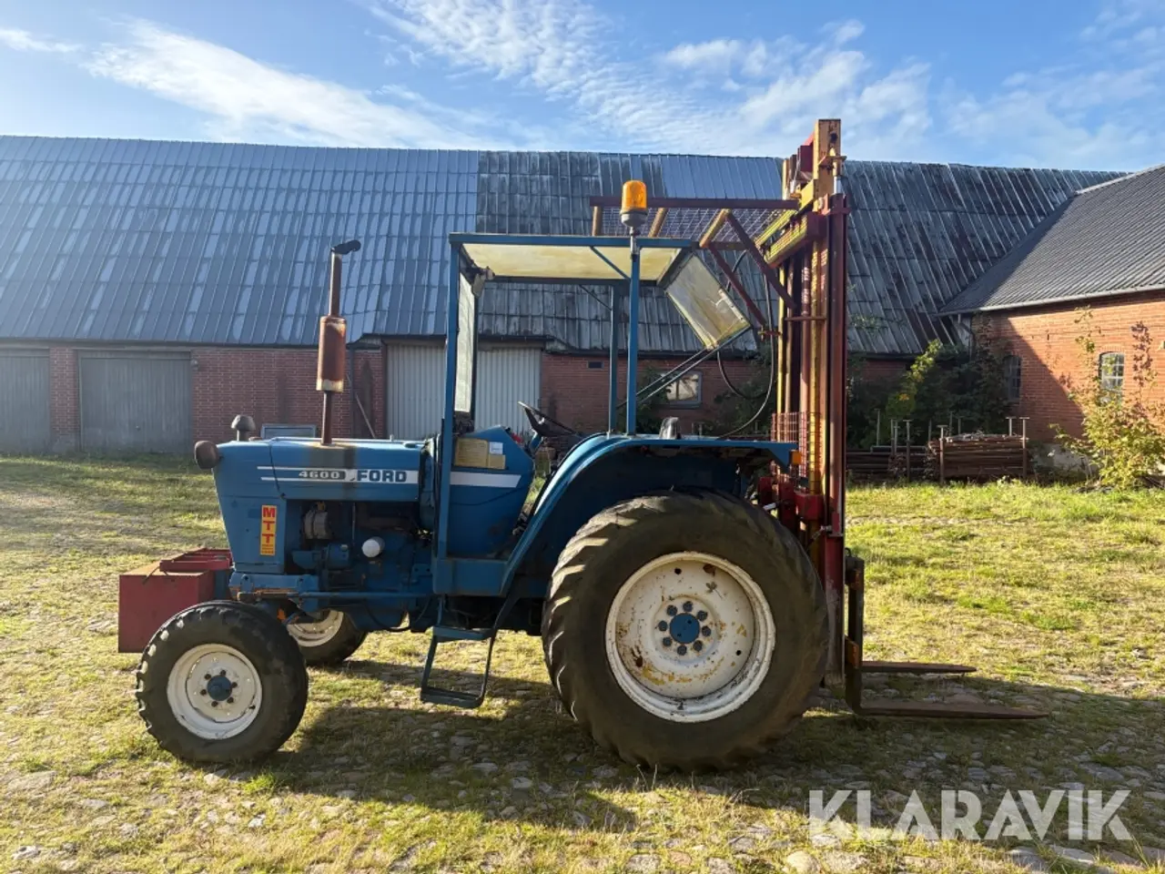 Billede 2 - Traktor Ford 4600 med byggelift